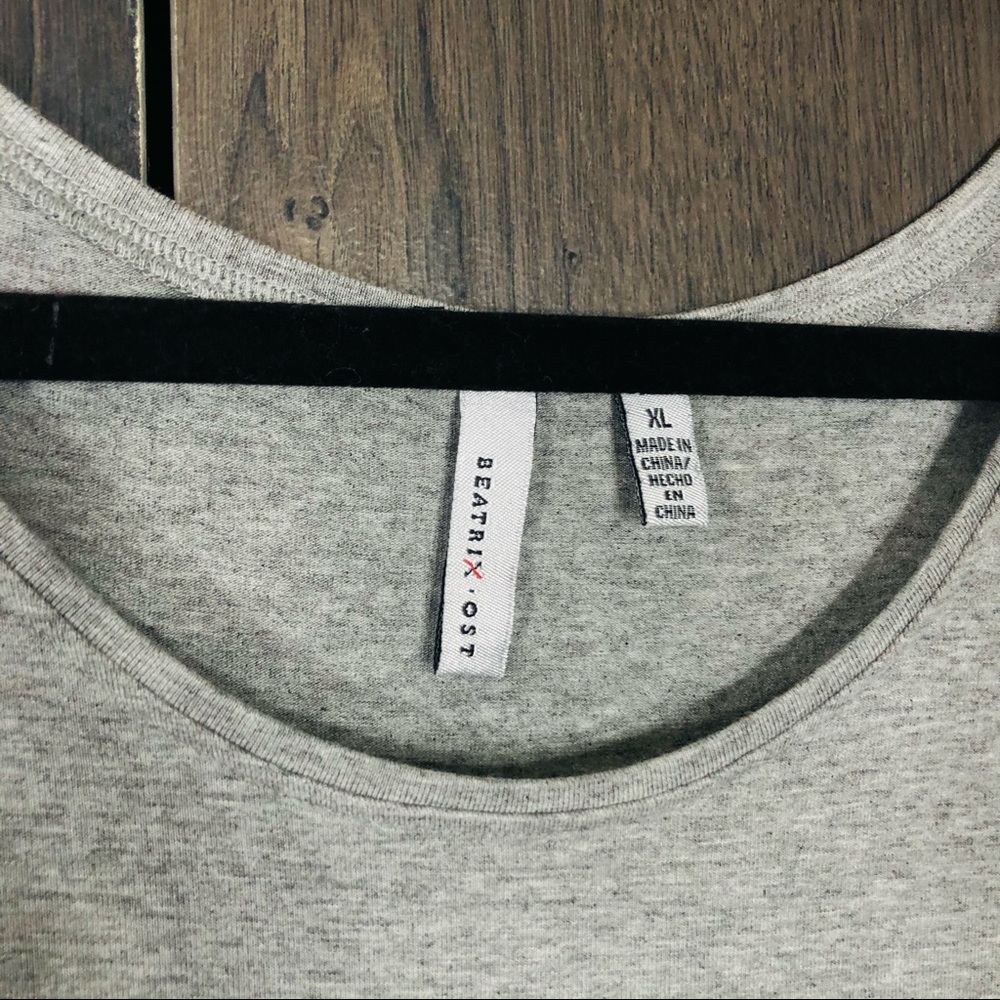 🌸5/$25🌸 NWOT Grey Quarter Sleeve Basic Flowy Top Size XL - Picture 11 of 15